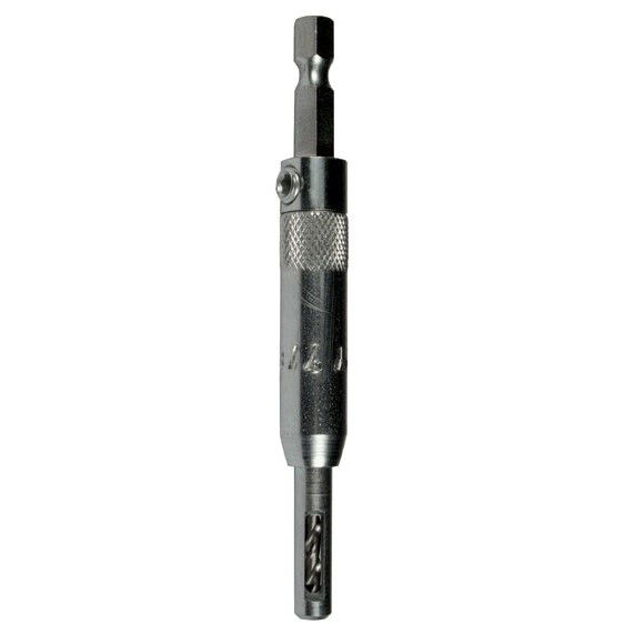 Selvsentrerende bor for beslagboring